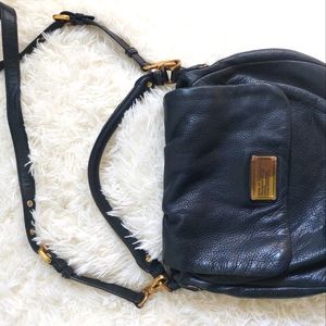 Marc Jacob's black crossbody purse handbag